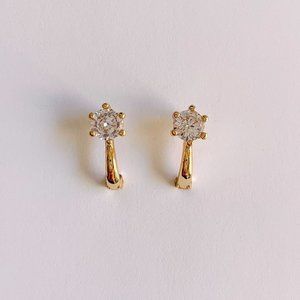 Brand New Dainty Gold Hoops Gold Earrings Shiny Earrings Huggie Hoops​​​​​​​​​​​